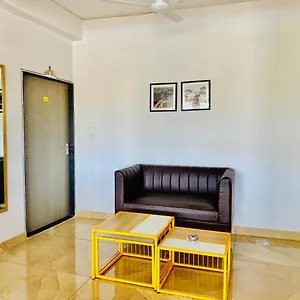 Hotel Jaydurg At Pichola