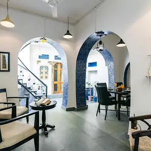 Bed & Breakfast Barefoot Boutique