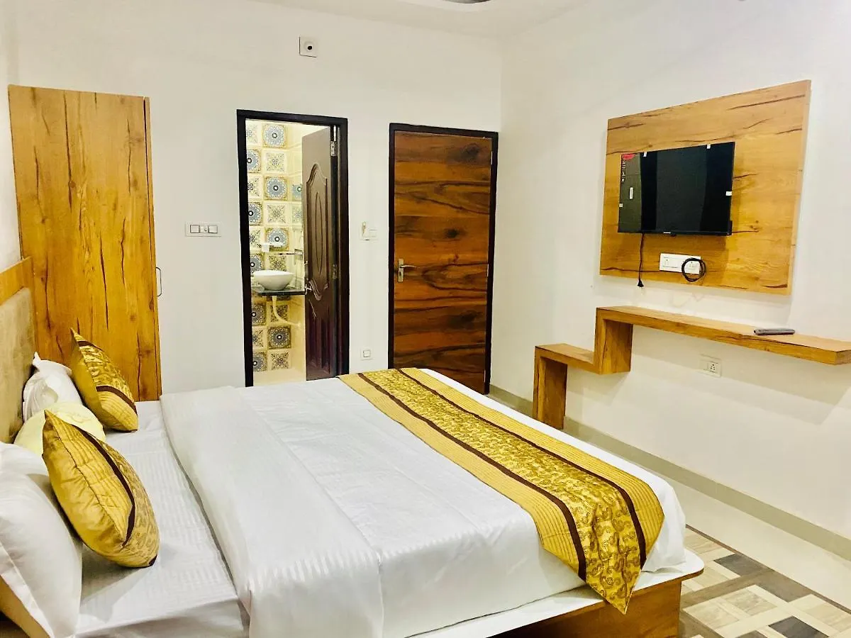 Haveli Balavh With Lake Facing Balcony Hotel Udaipur